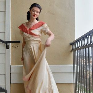 Beautiful True vintage Pink and Cream 1940s gown set (top and skirt). Waist: 30”